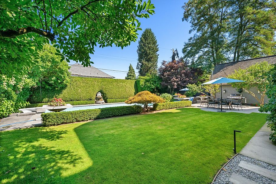 1519 W 35th Avenue Vancouver, BC - 37
