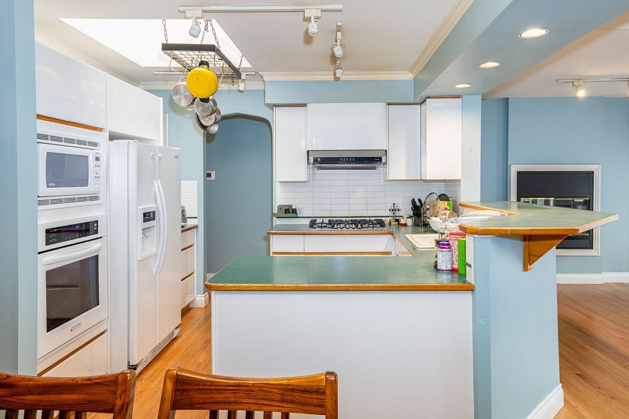 4090 W 35th Avenue Vancouver, BC - 11