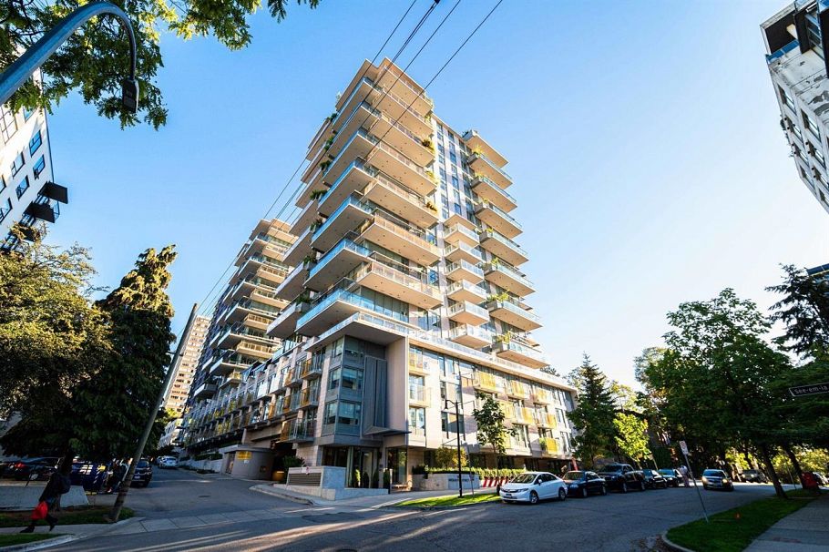 1202 1180 Broughton Street Vancouver, BC - 1