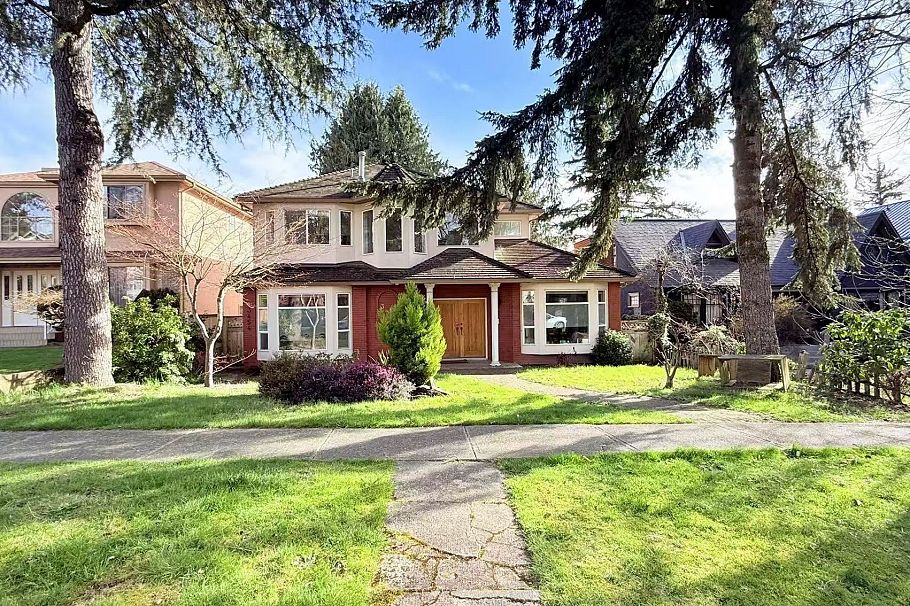 3456 W 36th Avenue Vancouver, BC - 1