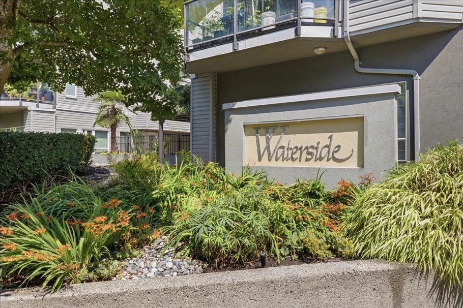 303 2250 SE Marine Drive Vancouver, BC - 3