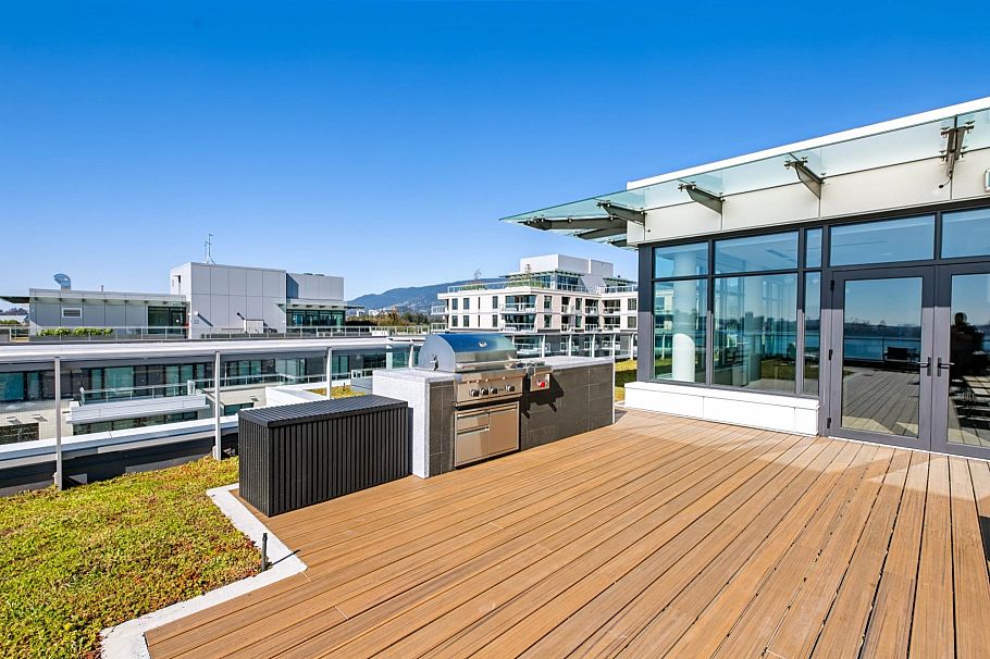 704 777 Harbour Way North Vancouver, BC - 38