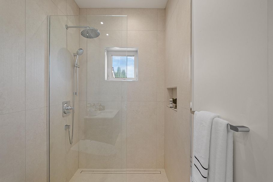 2236 E 5th Avenue Vancouver, BC - 24