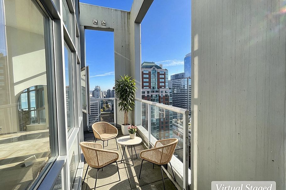 PH3 1050 Smithe Street Vancouver, BC - 21