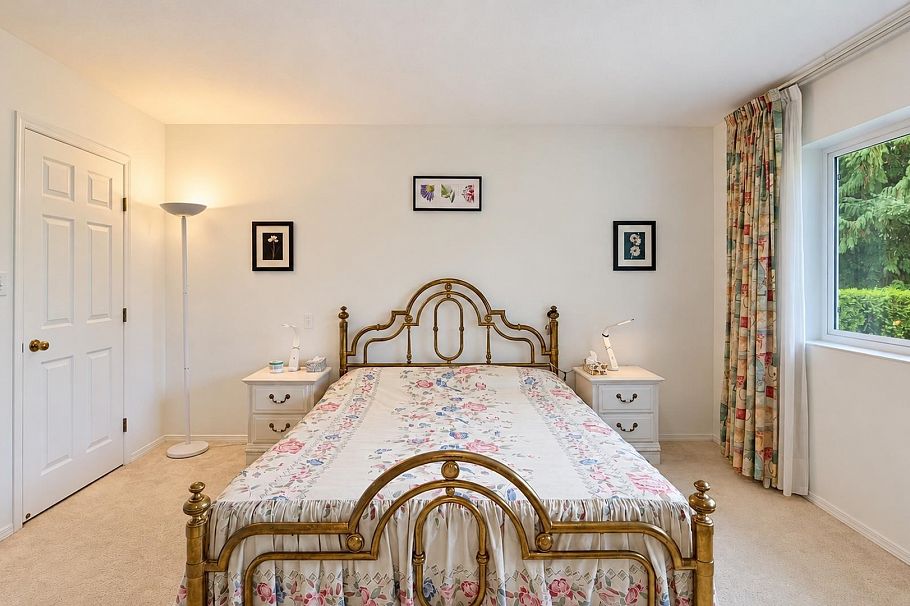 1643 Kerrstead Place North Vancouver, BC - 35
