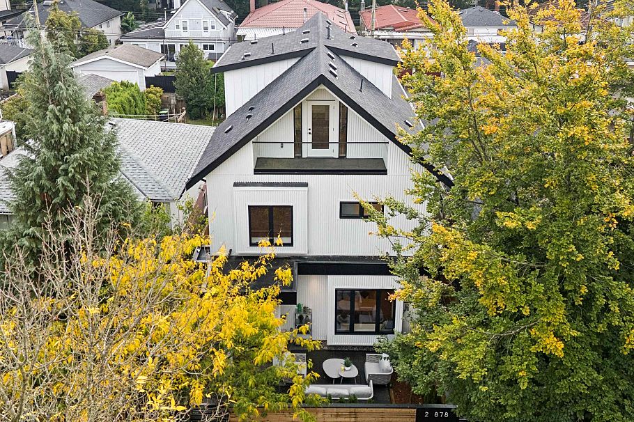 1 878 E 37th Avenue Vancouver, BC - 38