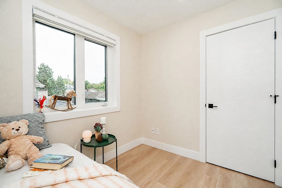 2828 Cheyenne Avenue Vancouver, BC - 25
