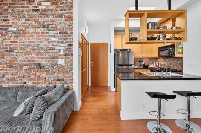 418 2515 Ontario Street Vancouver, BC - 10