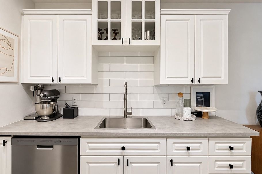 204 1610 Chesterfield Avenue North Vancouver, BC - 14