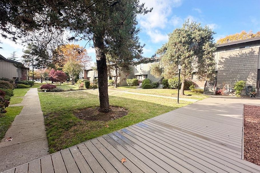 20 3150 E 58th Avenue Vancouver, BC - 23