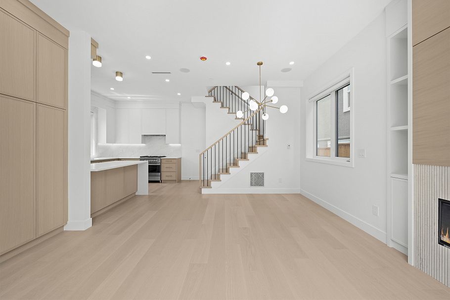 1 6461 E Prince Edward Street Vancouver, BC - 3