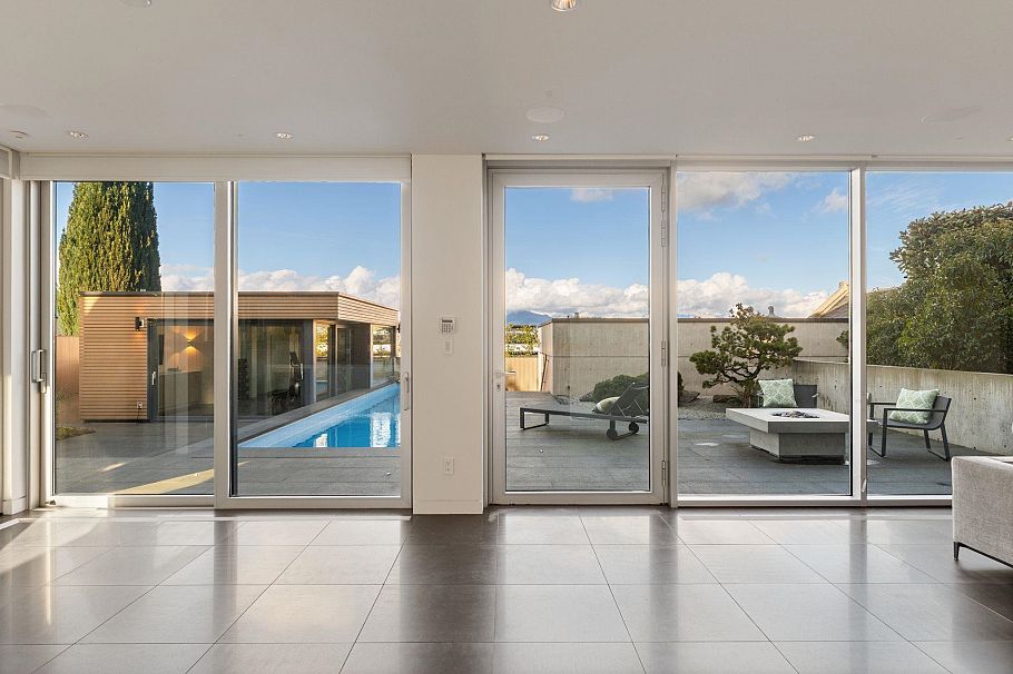 2723 W 30th Avenue Vancouver, BC - 32