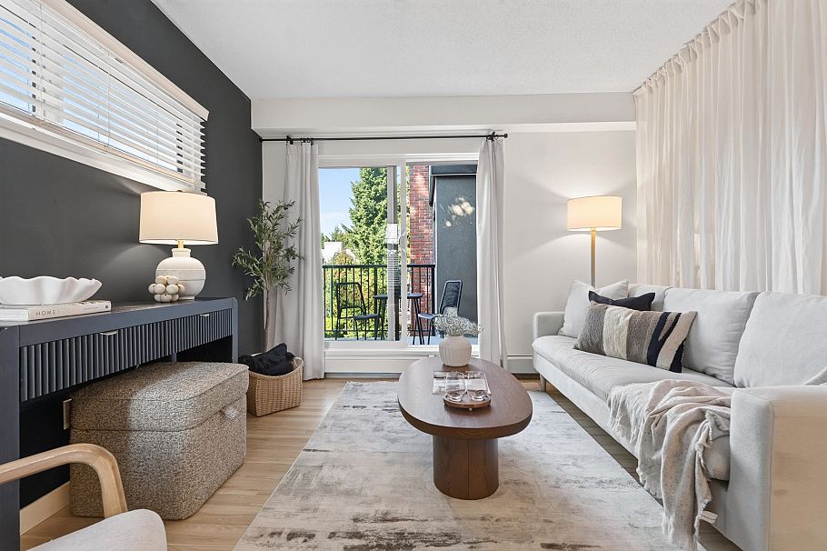 303 288 E 14th Avenue Vancouver, BC - 2