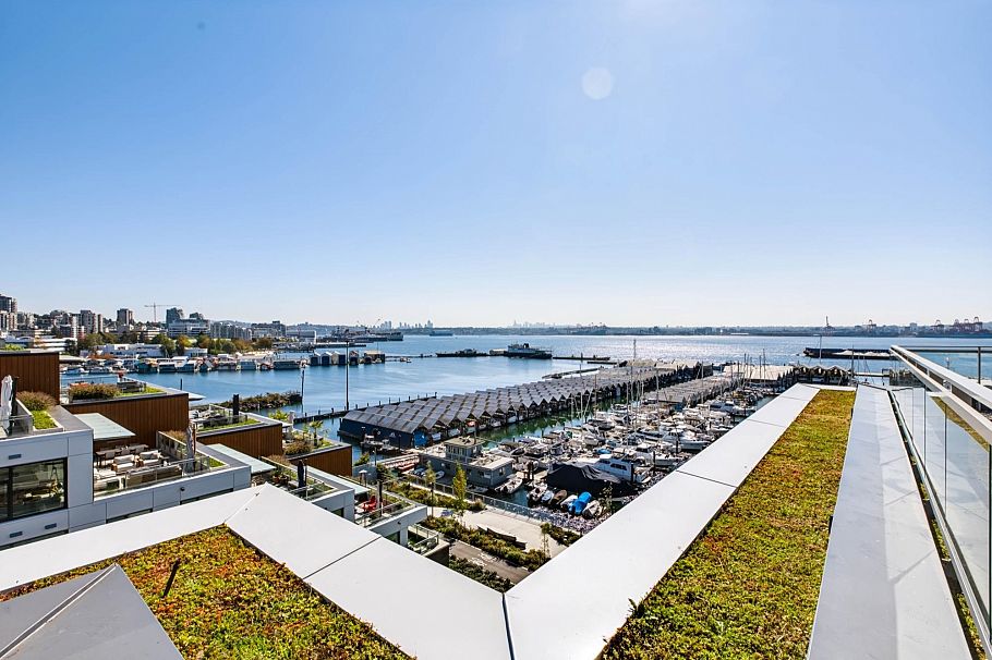 704 777 Harbour Way North Vancouver, BC - 37