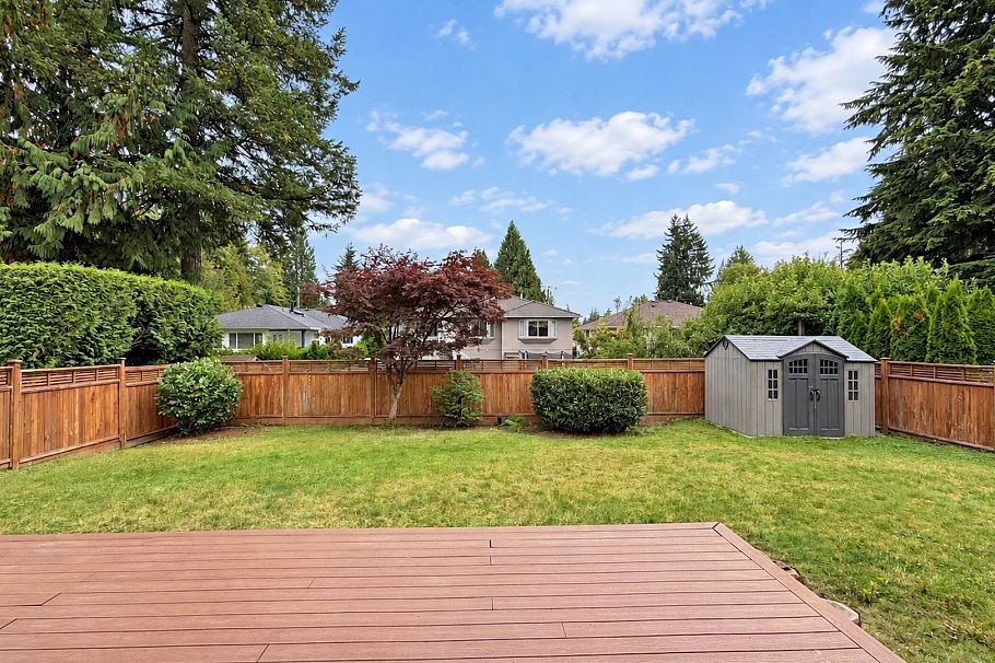 1643 Kerrstead Place North Vancouver, BC - 39
