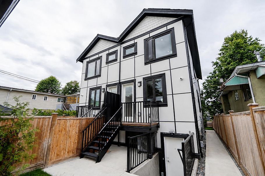 2828 Cheyenne Avenue Vancouver, BC - 36