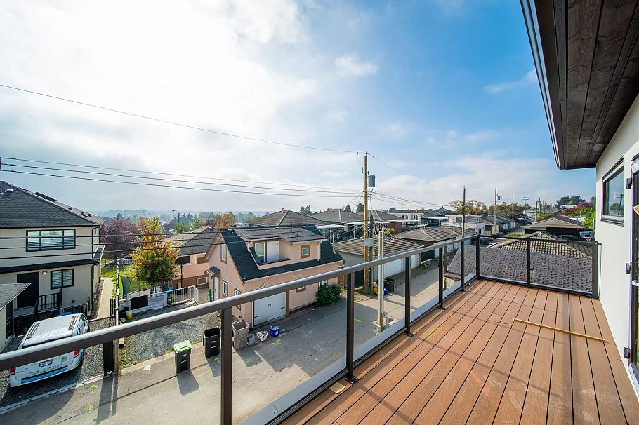1378 E 62nd Avenue Vancouver, BC - 7