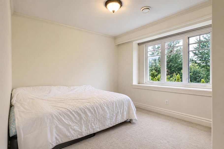 1505 W 62nd Avenue Vancouver, BC - 23