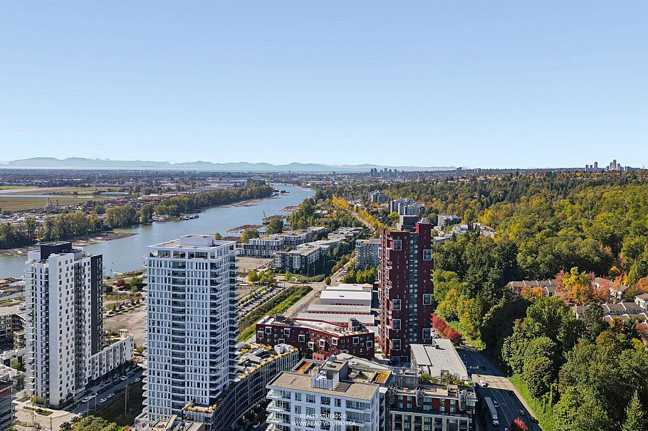 701 3557 Sawmill Crescent Vancouver, BC - 36