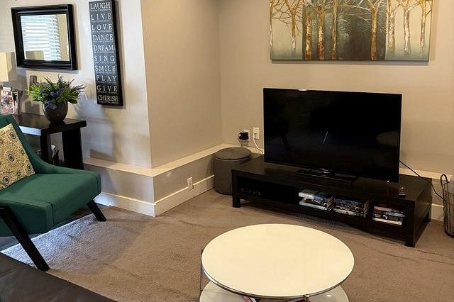 3268 Royal Avenue North Vancouver, BC - 6