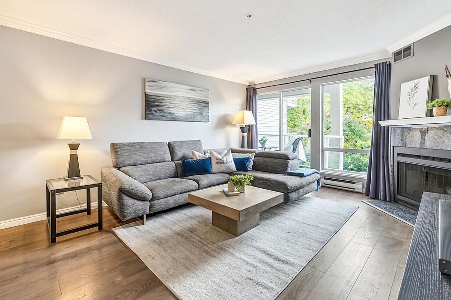 210 889 W 7th Avenue Vancouver, BC - 4