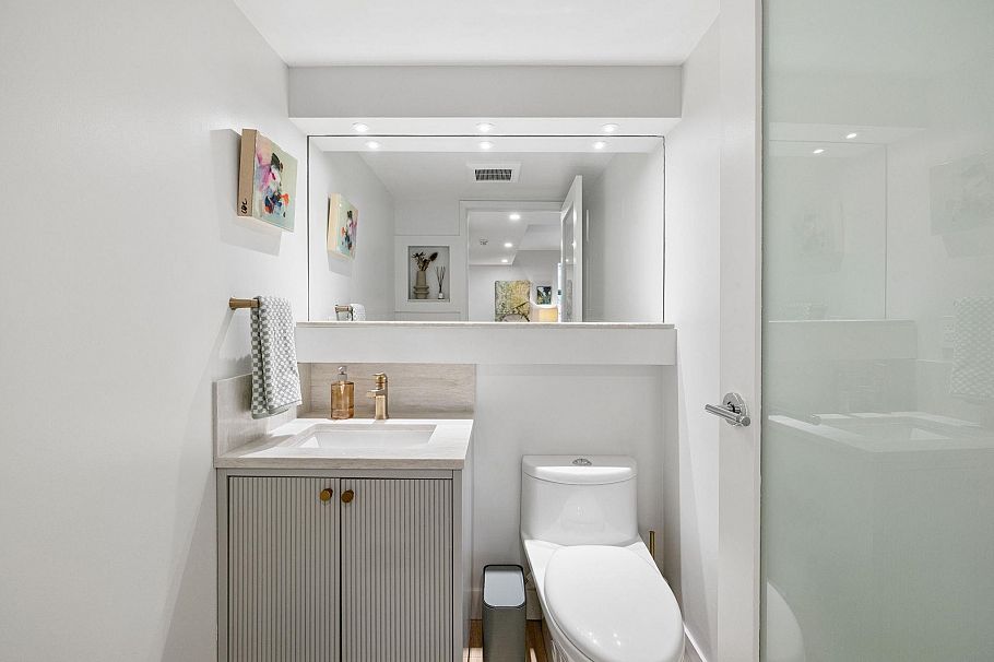 304 1477 Fountain Way Vancouver, BC - 23