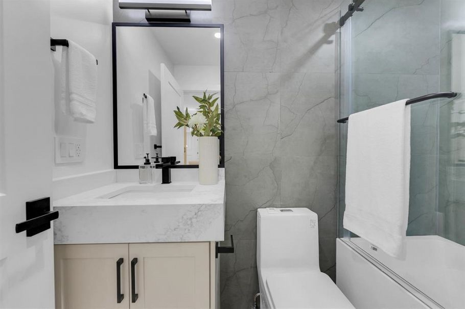 1 2888 E 6th Ave Avenue Vancouver, BC - 16