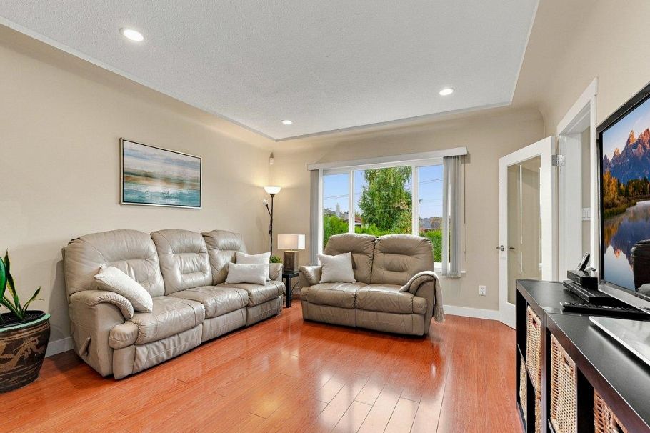 3951 Slocan Street Vancouver, BC - 8