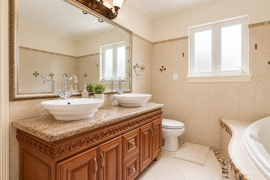 1505 W 62nd Avenue Vancouver, BC - 31
