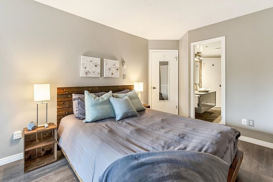 210 889 W 7th Avenue Vancouver, BC - 20