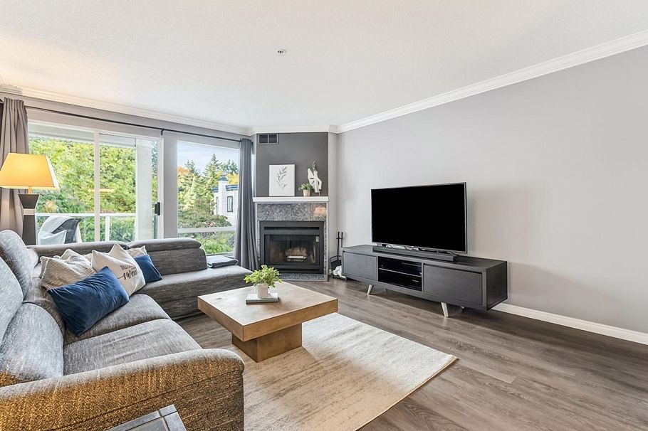 210 889 W 7th Avenue Vancouver, BC - 3