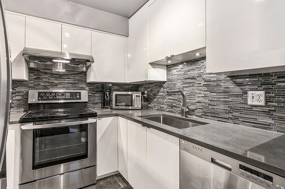 210 889 W 7th Avenue Vancouver, BC - 16
