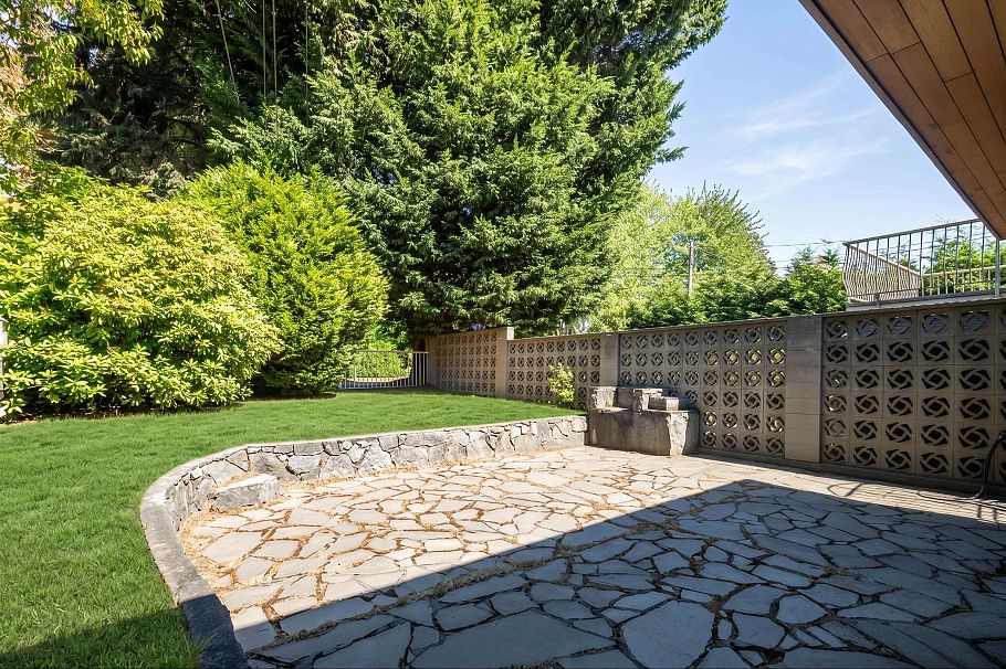 7658 Fremlin Street Vancouver, BC - 35