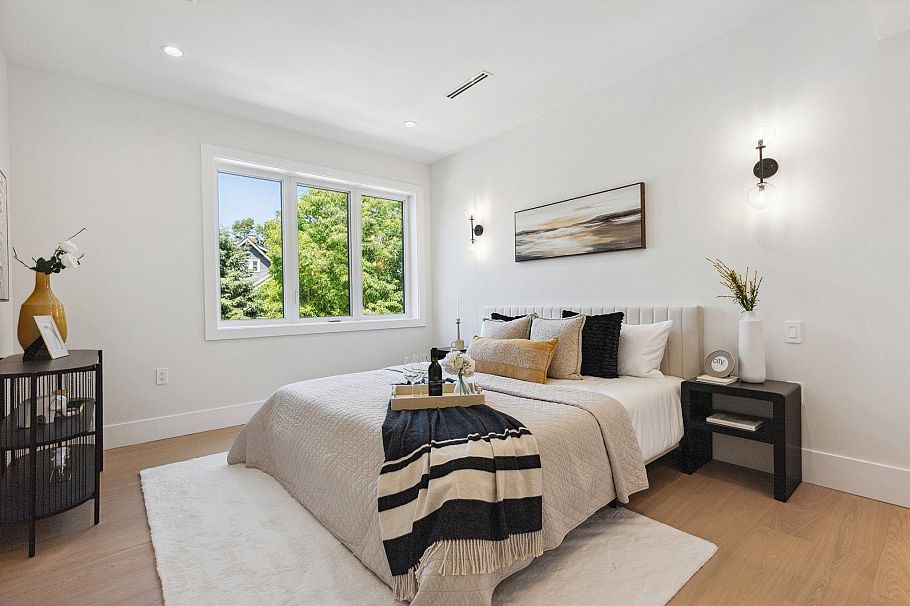 #1 2244 E 11th Avenue Vancouver, BC - 16