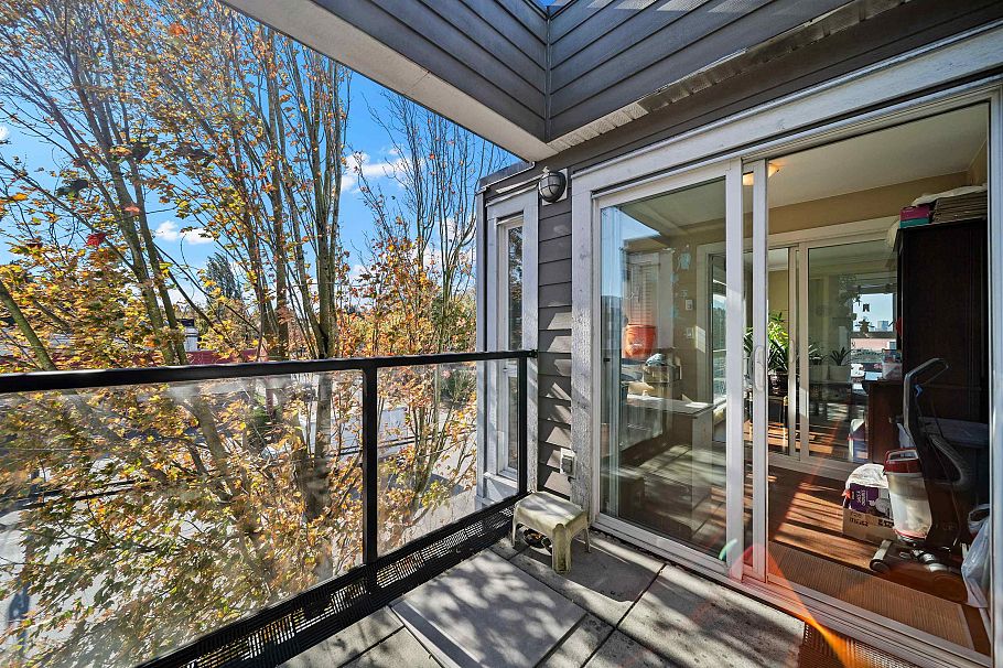 302 2009 E Hastings Street Vancouver, BC - 23