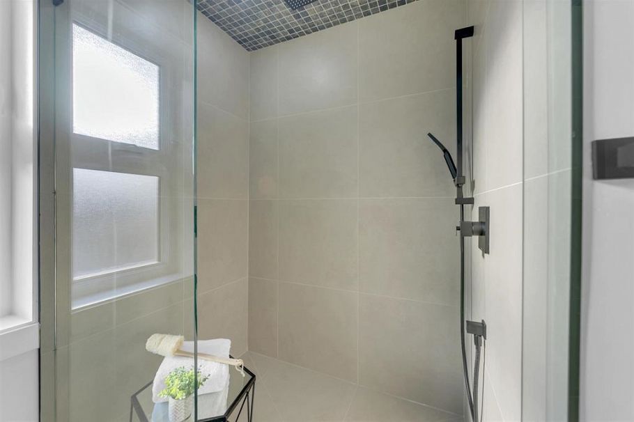 1 2888 E 6th Ave Avenue Vancouver, BC - 35