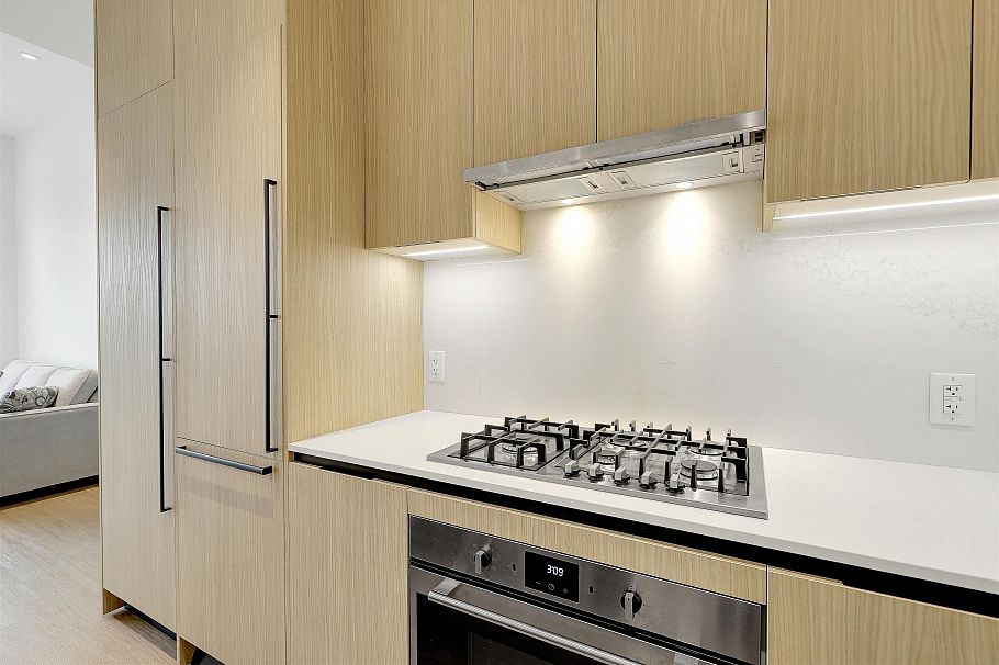 604 2235 E Broadway Vancouver, BC - 11