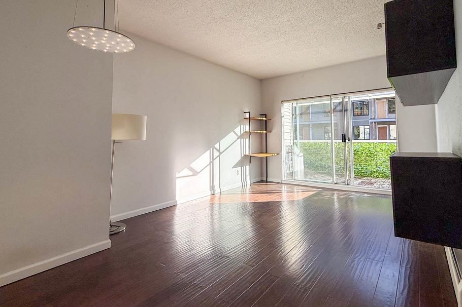 304 827 W 16TH, North Vancouver BC V7P 1R2 North Vancouver, BC - 9