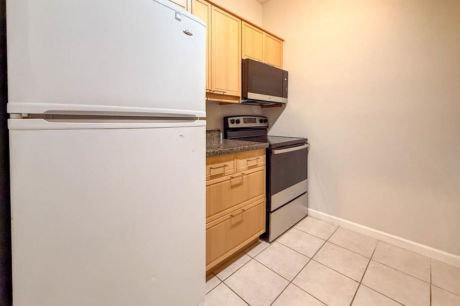 304 827 W 16TH, North Vancouver BC V7P 1R2 North Vancouver, BC - 22