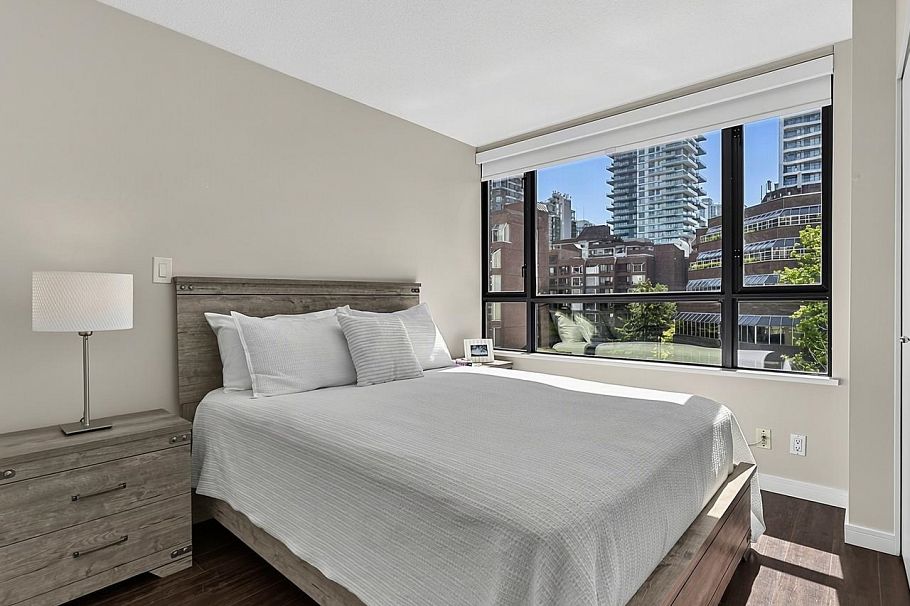 601 1003 Pacific Street Vancouver, BC - 17