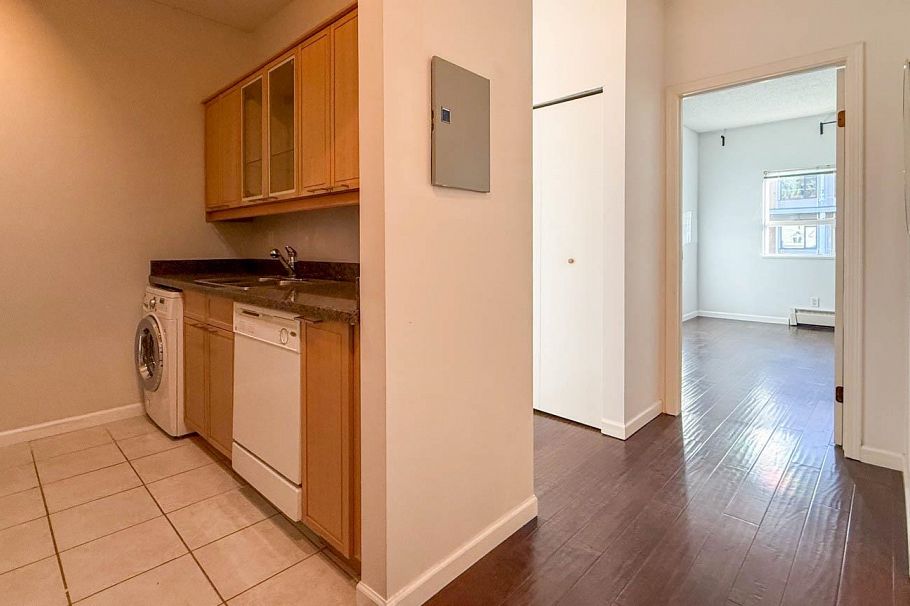 304 827 W 16TH, North Vancouver BC V7P 1R2 North Vancouver, BC - 7