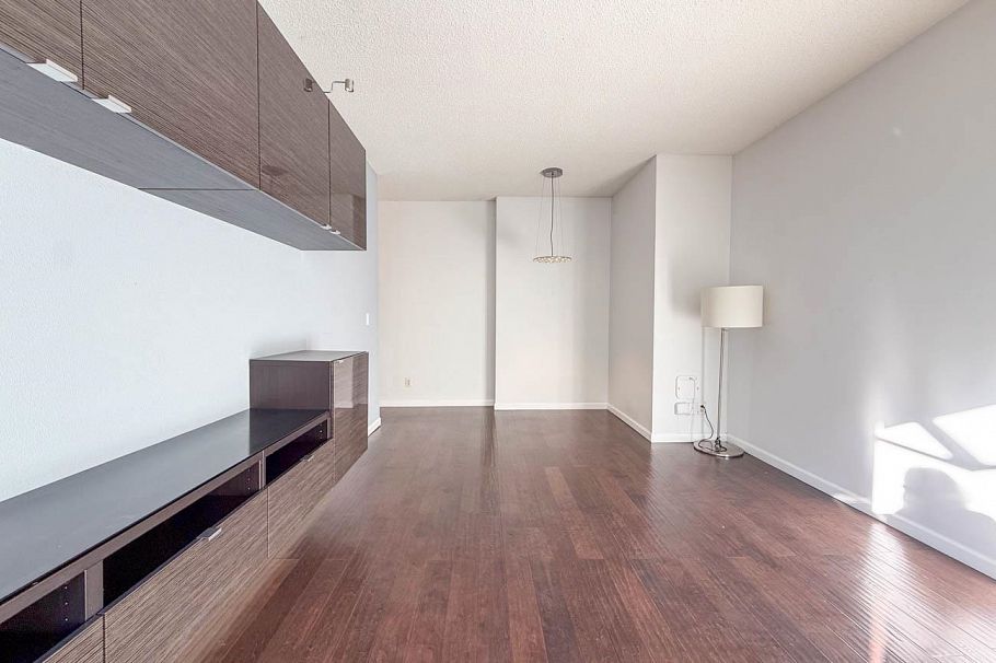 304 827 W 16TH, North Vancouver BC V7P 1R2 North Vancouver, BC - 16