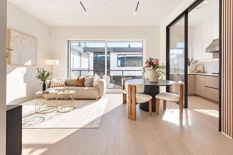 3930 W 33rd Avenue Vancouver, BC - 13