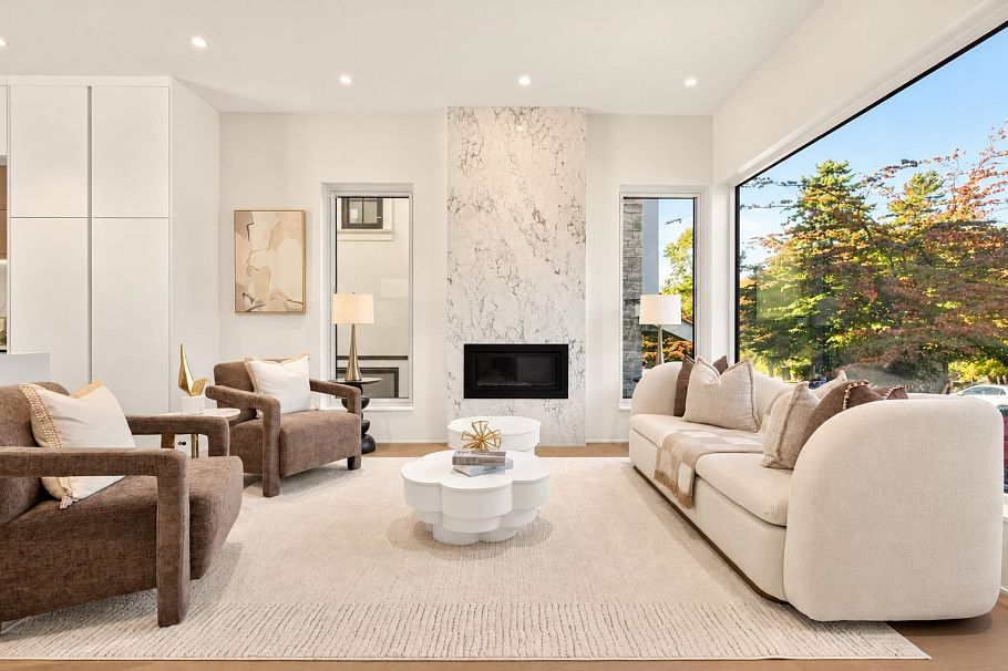 3930 W 33rd Avenue Vancouver, BC - 3