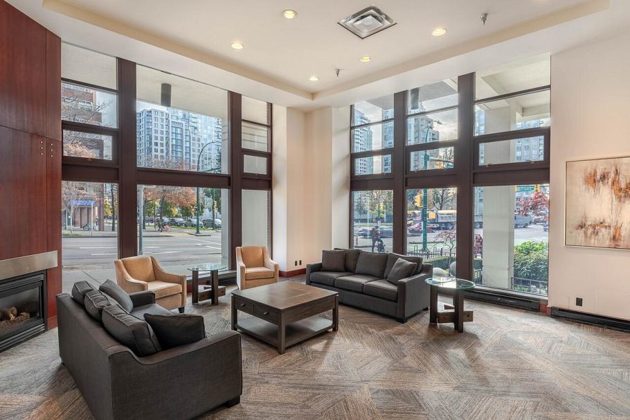 601 1003 Pacific Street Vancouver, BC - 2