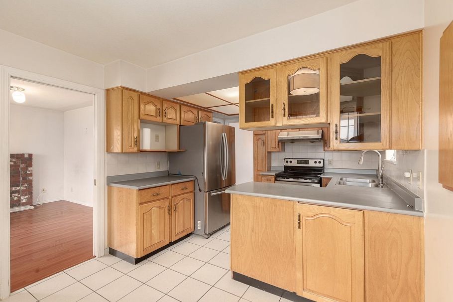 3078 E 6th Avenue Vancouver, BC - 12