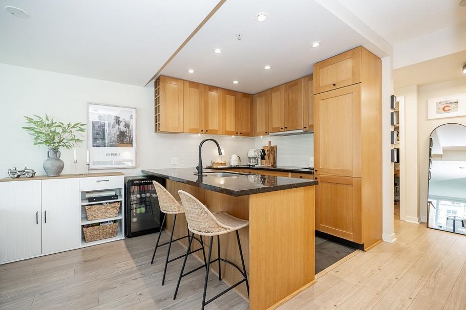 801 821 Cambie Street Vancouver, BC - 10
