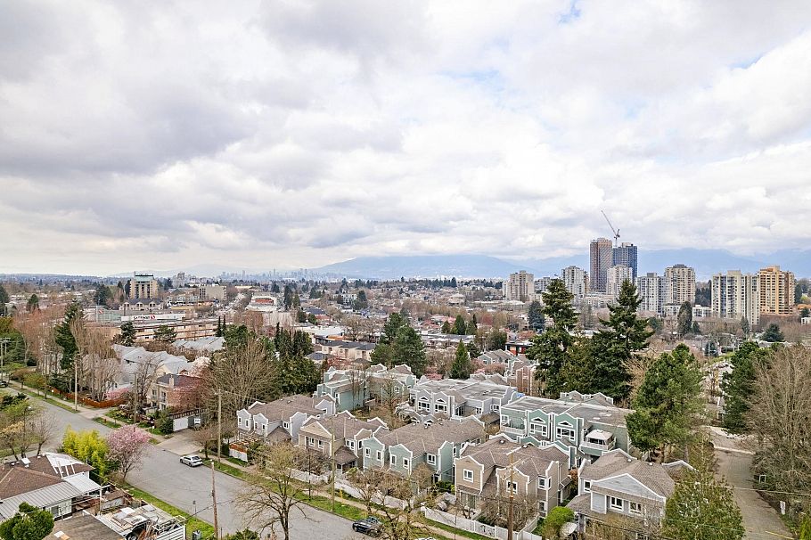 5878 Arlington Street Vancouver, BC - 15