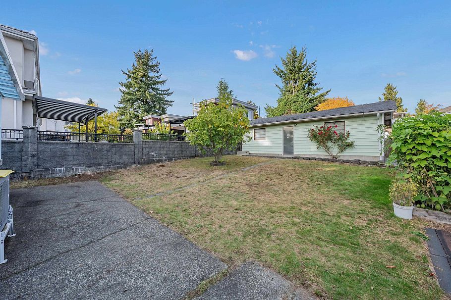 3631 Wellington Avenue Vancouver, BC - 5
