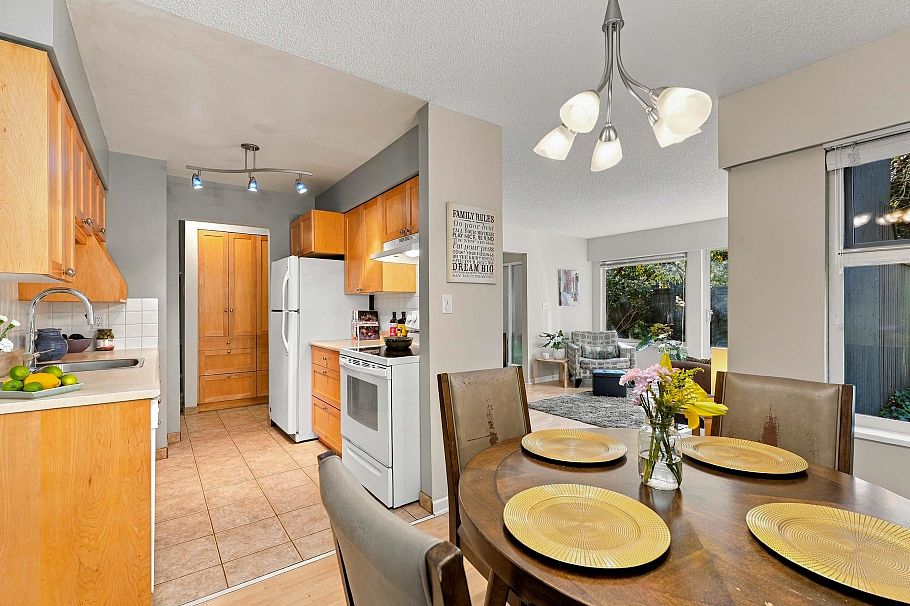 2026 Purcell Way North Vancouver, BC - 7